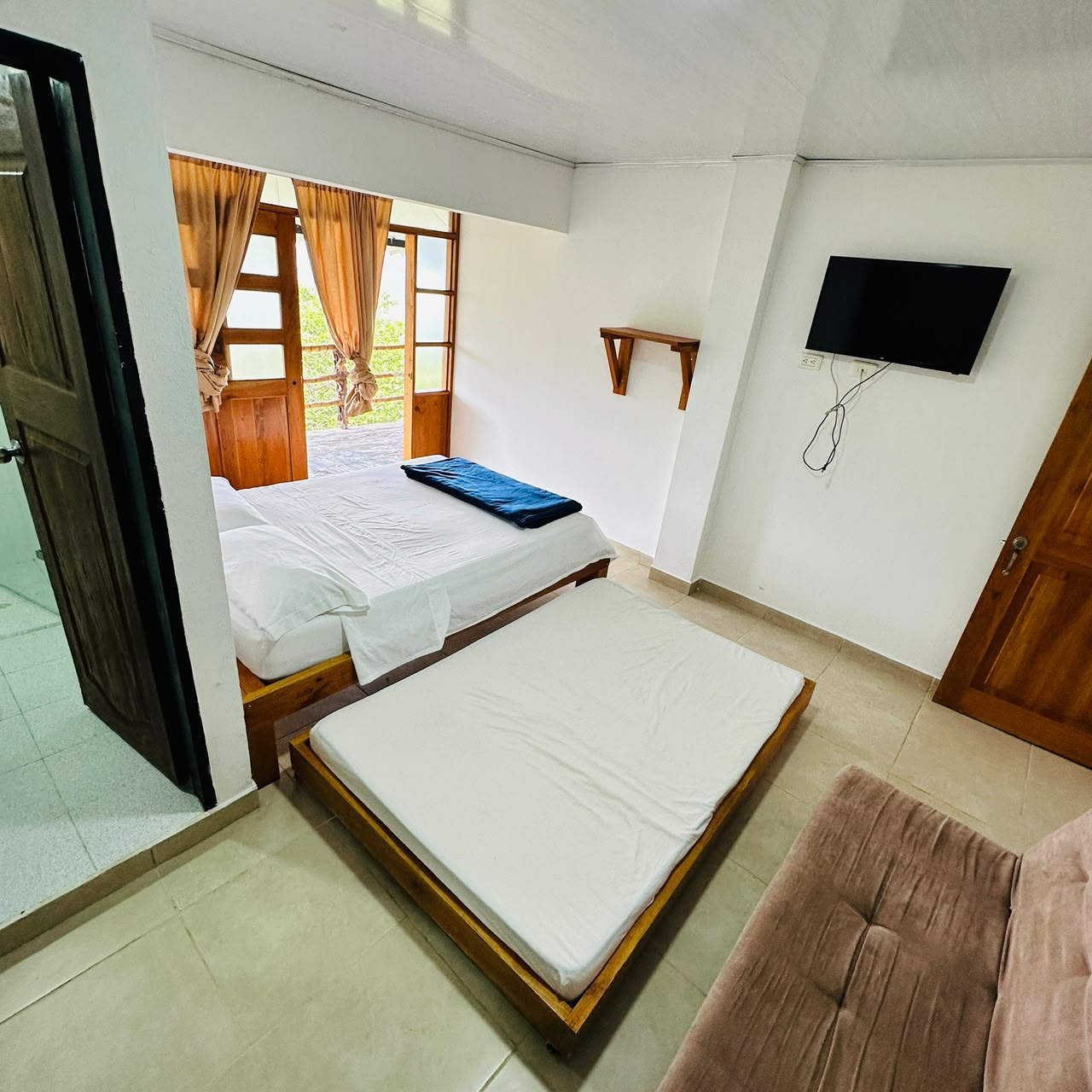 Habitación 02